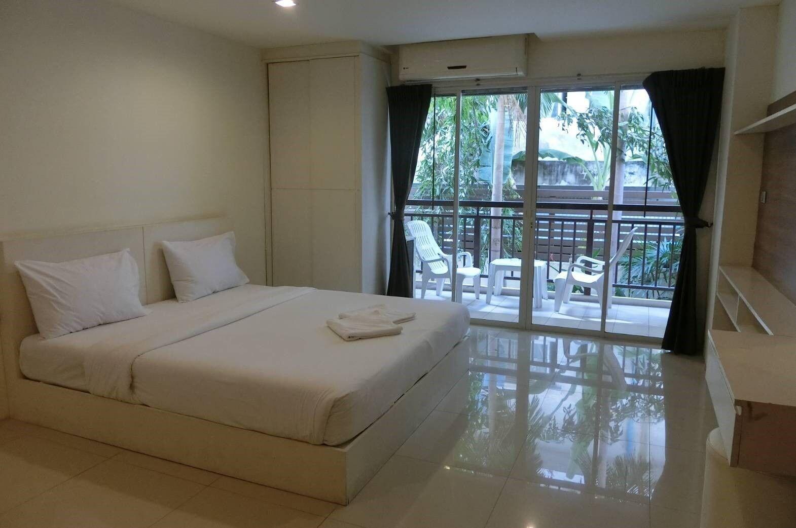 R-Con Sea Terrace Hotell Pattaya Exteriör bild